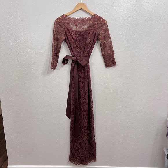 Tadashi Shoji Darby Dress in size 2 - Picture 6 of 15
